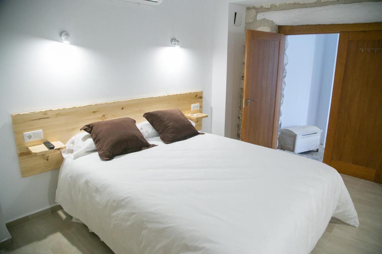 Apartamentos Turisticos La Casa Vieja 萨比奥特 外观 照片