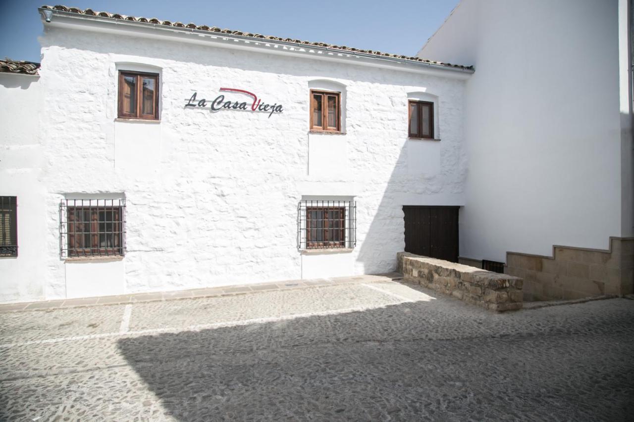 Apartamentos Turisticos La Casa Vieja 萨比奥特 外观 照片