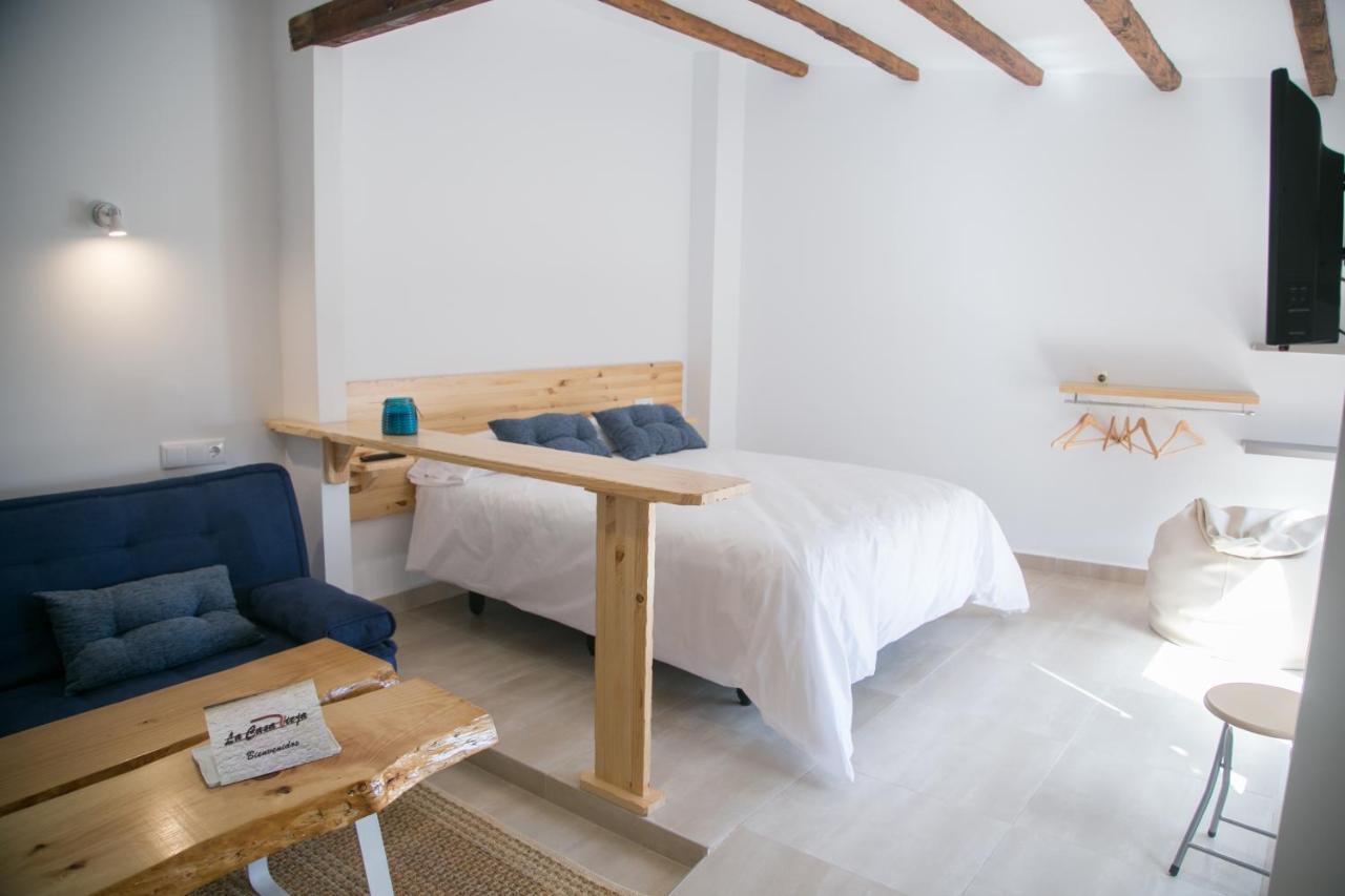 Apartamentos Turisticos La Casa Vieja 萨比奥特 外观 照片