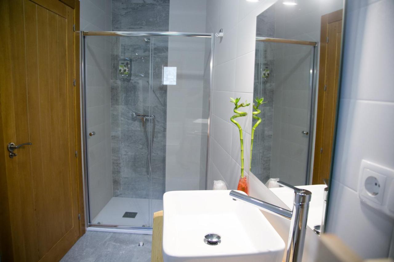 Apartamentos Turisticos La Casa Vieja 萨比奥特 外观 照片