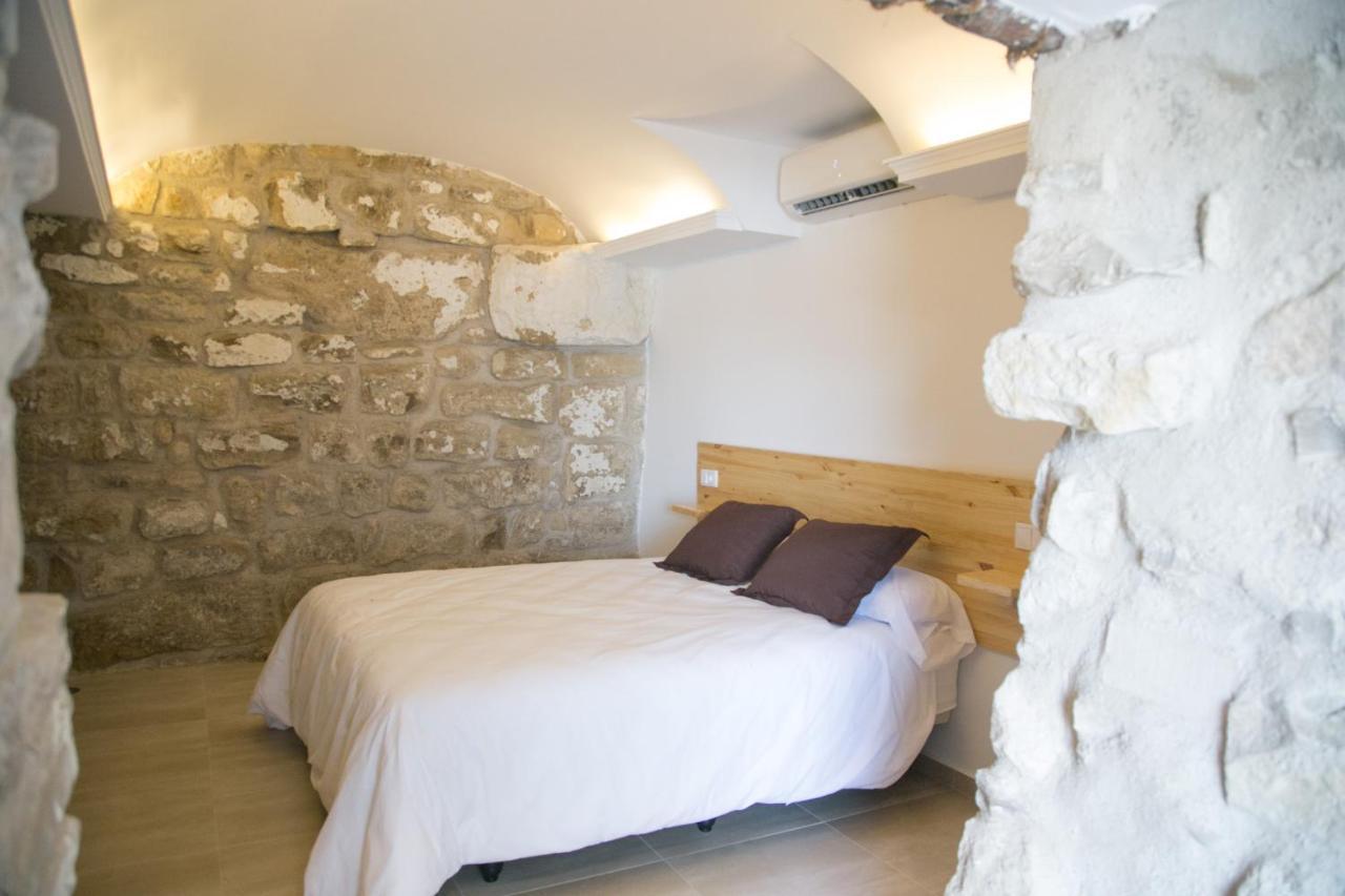 Apartamentos Turisticos La Casa Vieja 萨比奥特 外观 照片