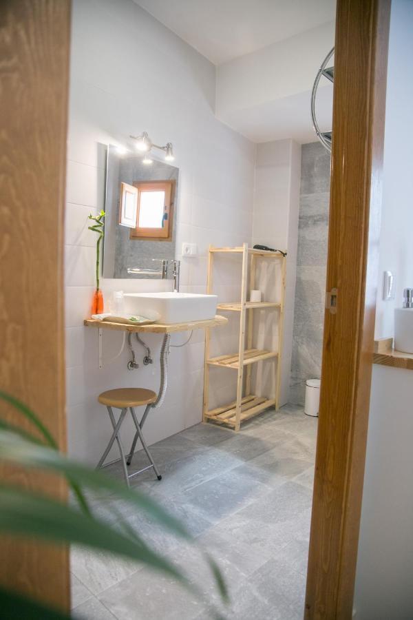 Apartamentos Turisticos La Casa Vieja 萨比奥特 外观 照片