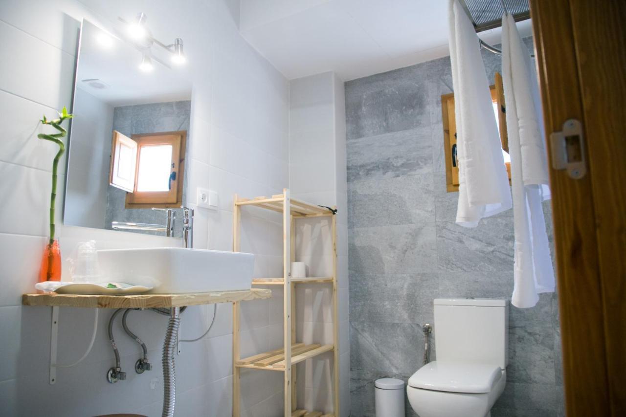 Apartamentos Turisticos La Casa Vieja 萨比奥特 外观 照片